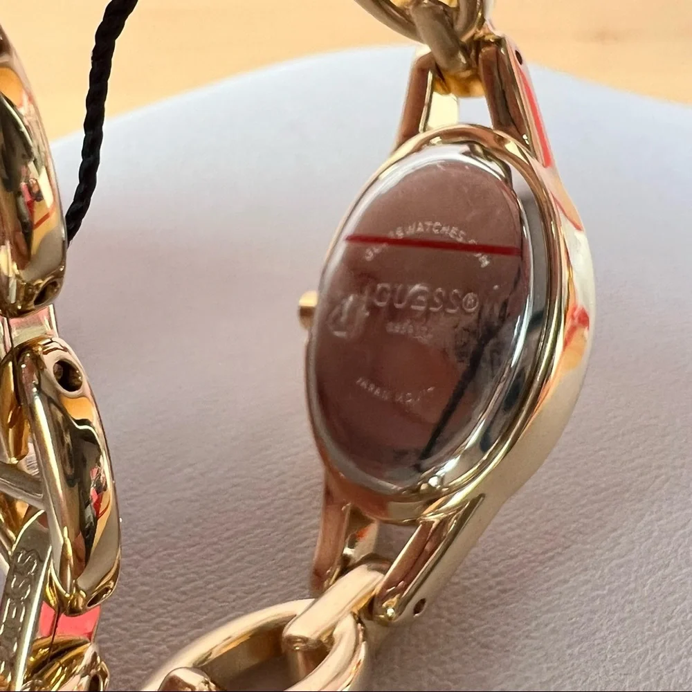 Brand New Women’s Gold Tone Guess Watch